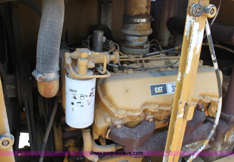 image for item D5240 1982 CMI SF250 slip form paver