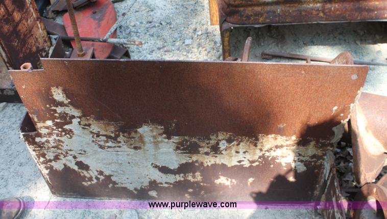 image for item D5240 1982 CMI SF250 slip form paver