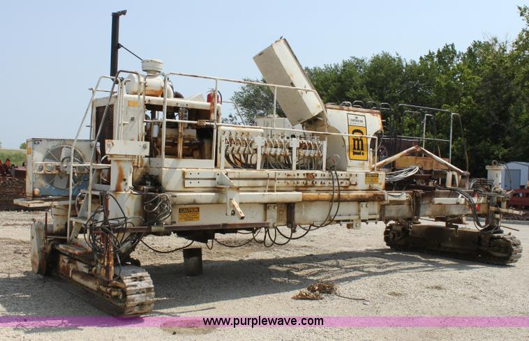 image for item D5241 CMI 250 concrete paver