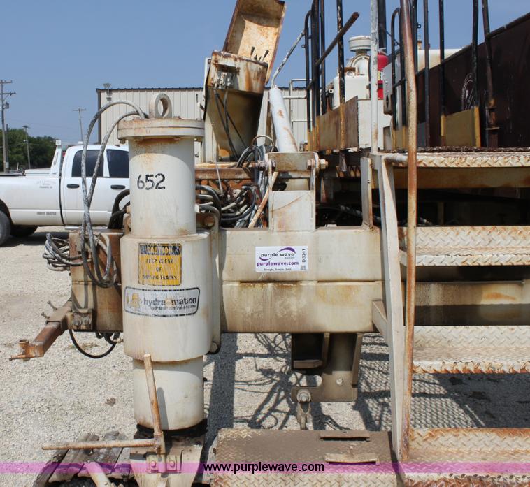 image for item D5241 CMI 250 concrete paver