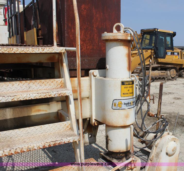 image for item D5241 CMI 250 concrete paver