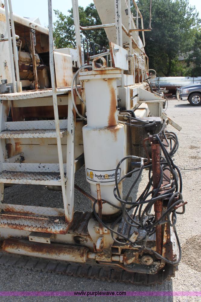 image for item D5241 CMI 250 concrete paver