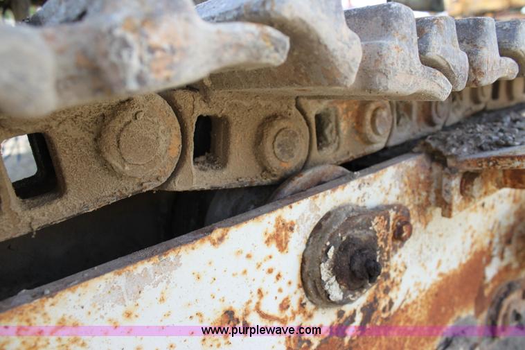 image for item D5241 CMI 250 concrete paver