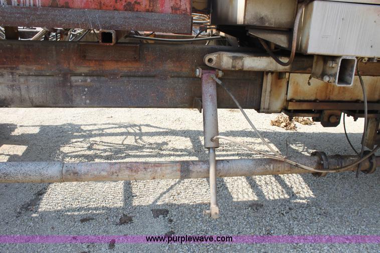 image for item D5241 CMI 250 concrete paver