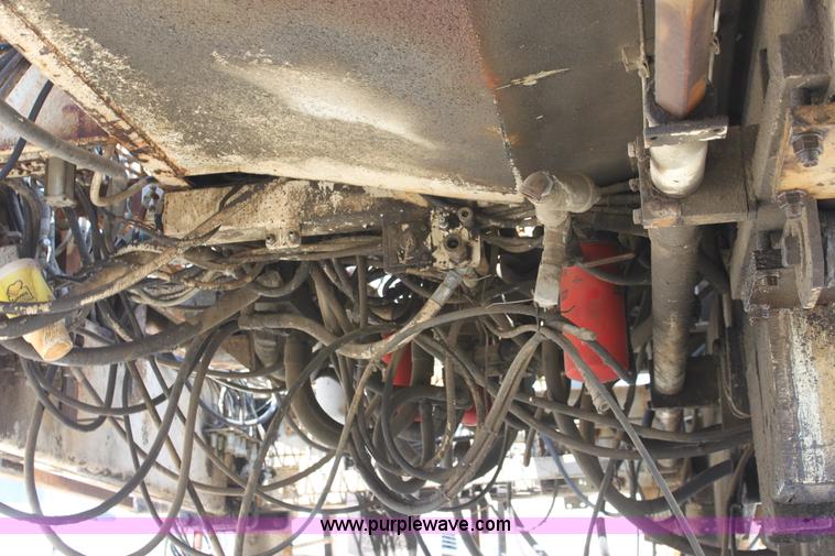 image for item D5241 CMI 250 concrete paver