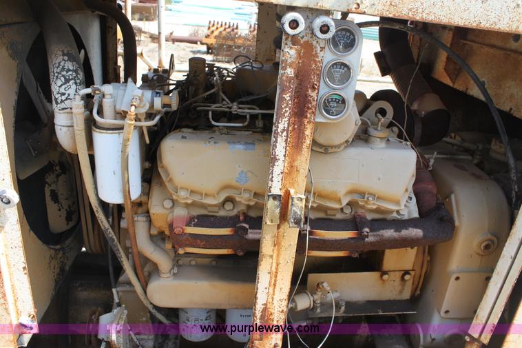 image for item D5241 CMI 250 concrete paver