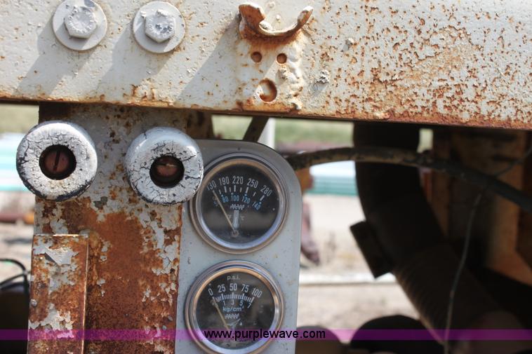 image for item D5241 CMI 250 concrete paver