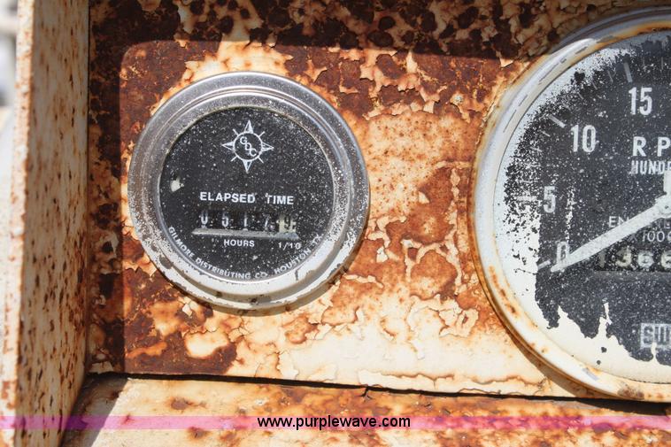 image for item D5241 CMI 250 concrete paver