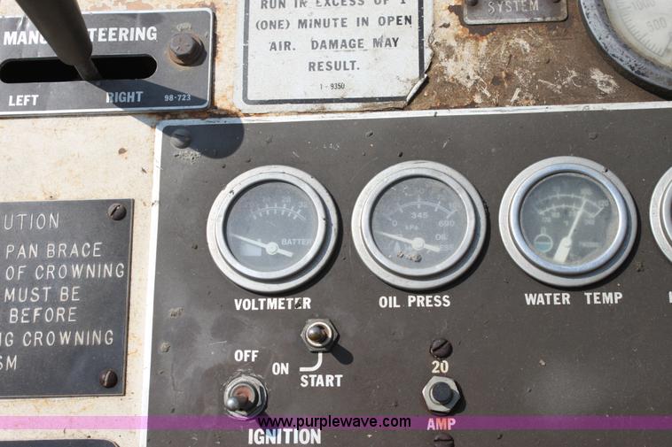 image for item D5241 CMI 250 concrete paver