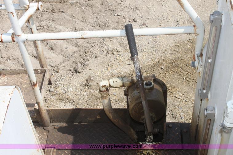 image for item D5241 CMI 250 concrete paver