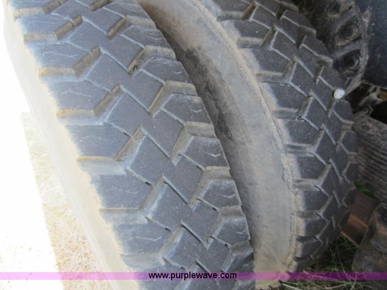 image for item D5585 1977 Ford dump truck