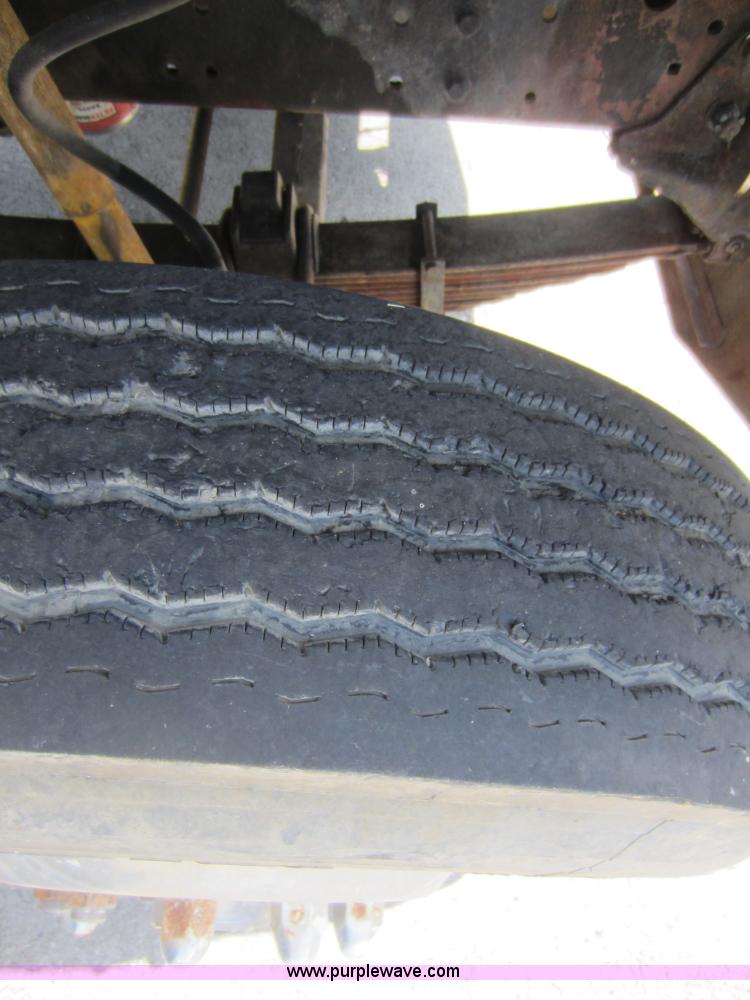 image for item D5585 1977 Ford dump truck