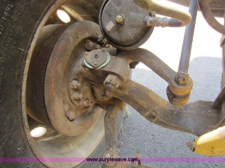 image for item D5585 1977 Ford dump truck