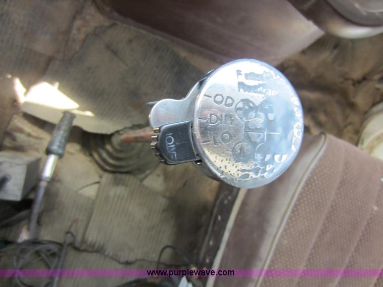 image for item D5585 1977 Ford dump truck