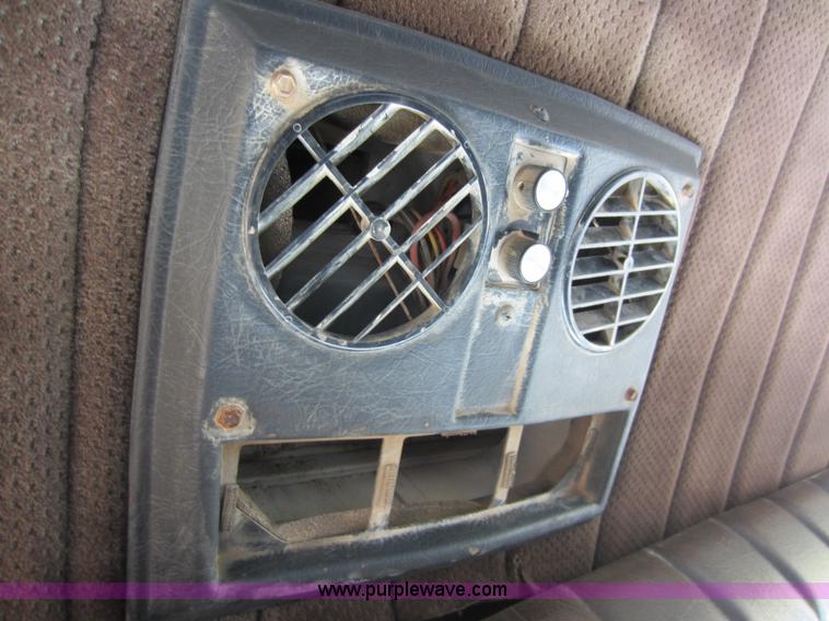 image for item D5585 1977 Ford dump truck