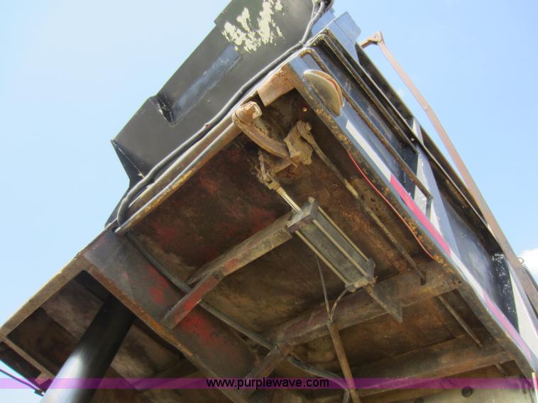 image for item D5585 1977 Ford dump truck