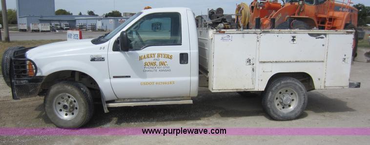 image for item D5587 2000 Ford F350 Super Duty utility pickup truck