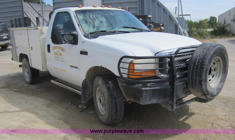 image for item D5587 2000 Ford F350 Super Duty utility pickup truck