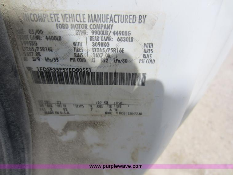 image for item D5587 2000 Ford F350 Super Duty utility pickup truck