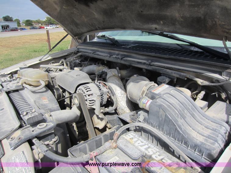 image for item D5587 2000 Ford F350 Super Duty utility pickup truck