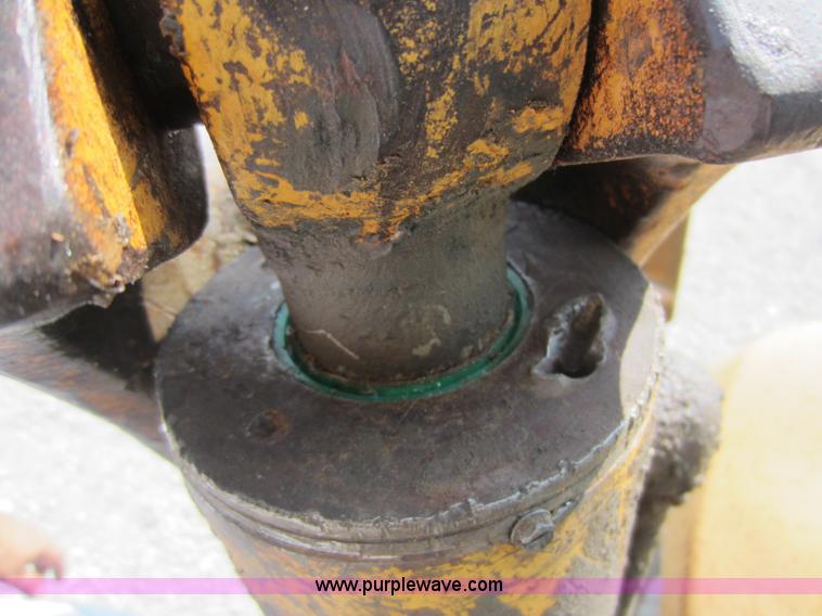 image for item D5592 1994 Case 580 Super K backhoe