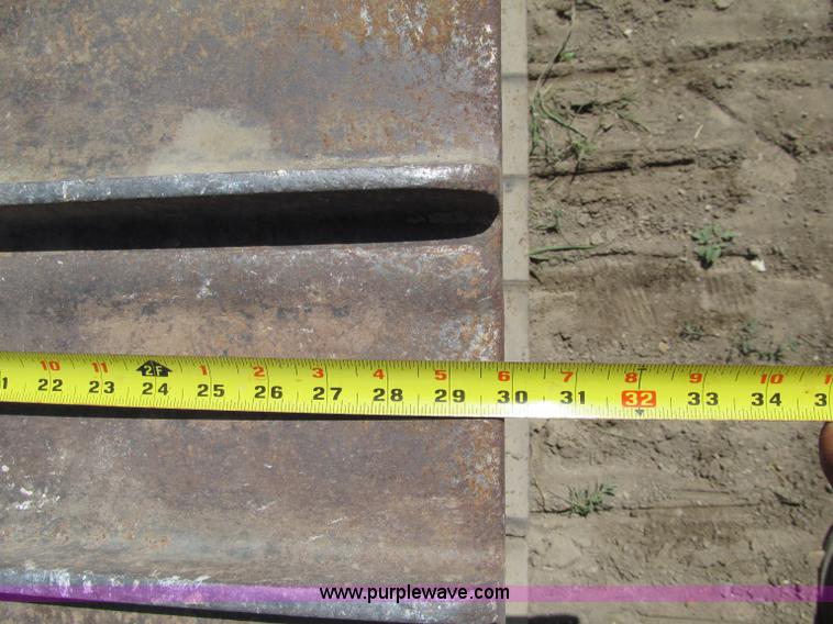 image for item D6504 1993 Caterpillar D4H LGP dozer