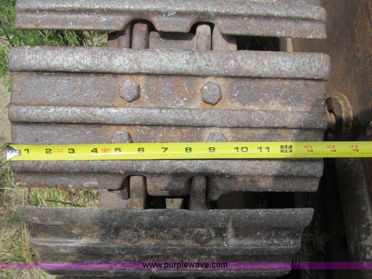 image for item F4536 1985 Caterpillar D3B-Z dozer