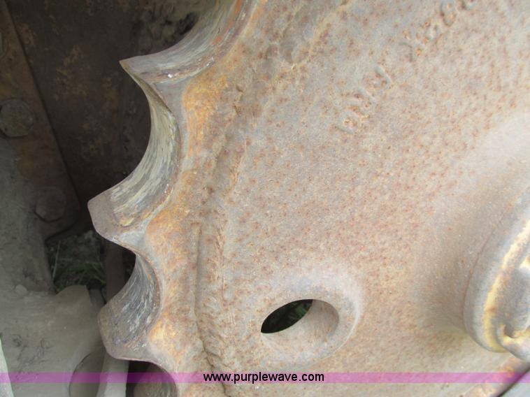 image for item F4536 1985 Caterpillar D3B-Z dozer