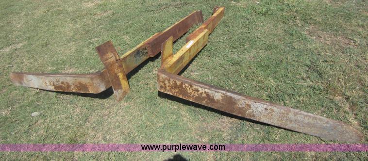 image for item H9766 (3) sets of wheel loader pallet forks