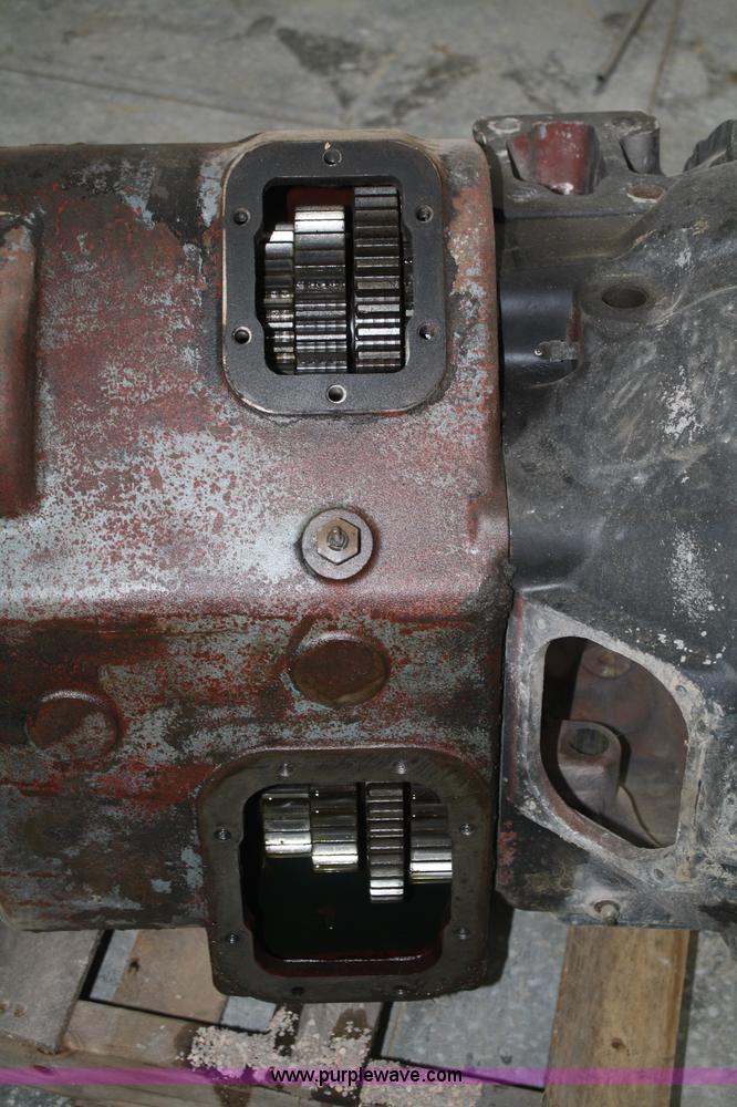 image for item L9455 Eaton Fuller 13 speed transmission