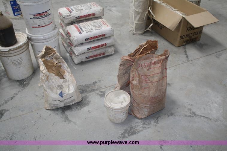 image for item L9458 Assorted decorative concrete supplies