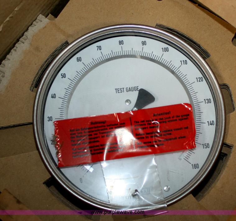 image for item L9459 WIKA 312-20 test gauge