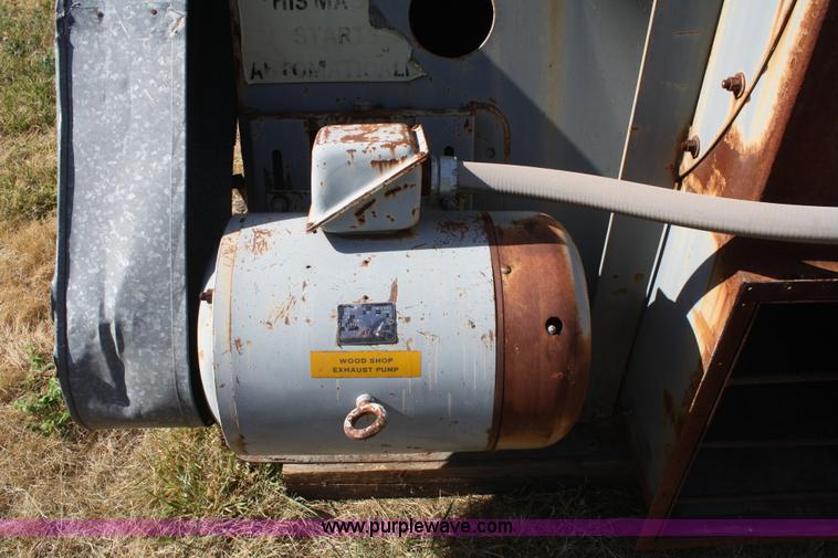 image for item L9463 Cage fan