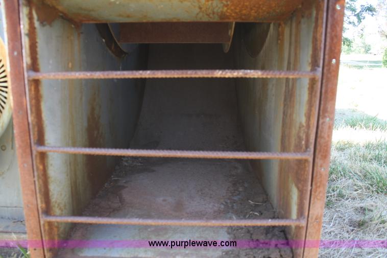 image for item L9463 Cage fan