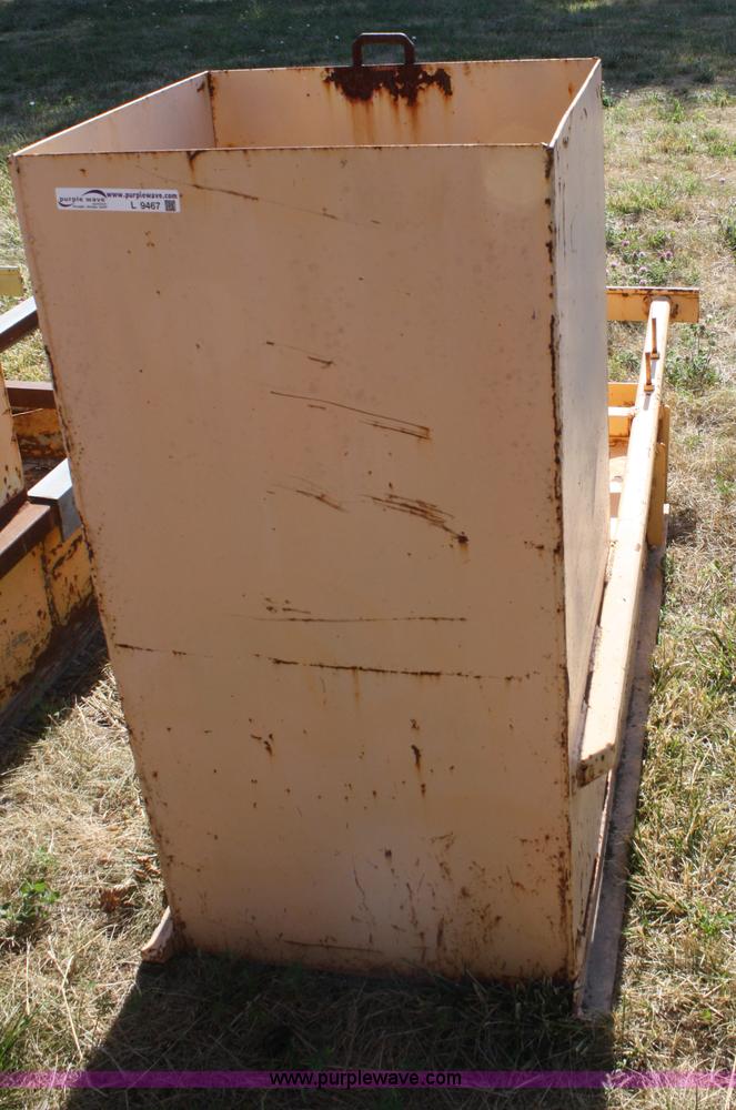 image for item L9467 Lay down curb mold