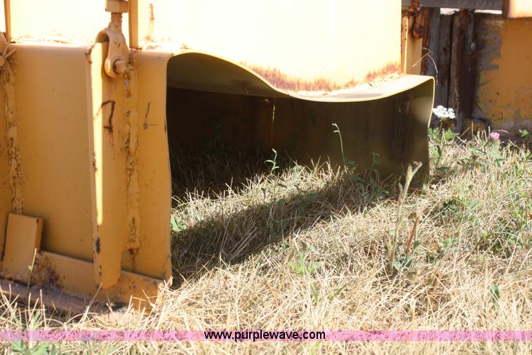 image for item L9467 Lay down curb mold