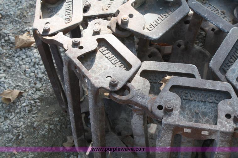image for item L9480 14" grouser tracks