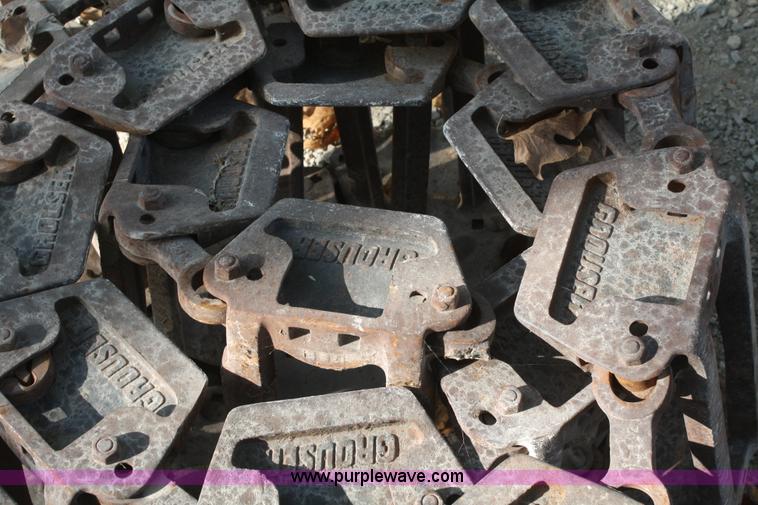 image for item L9480 14" grouser tracks