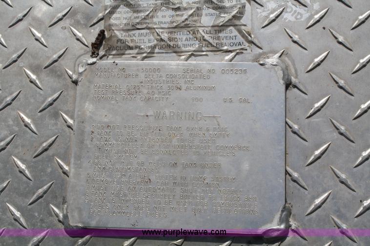 image for item L9485 100 gallon tread plate fuel tank