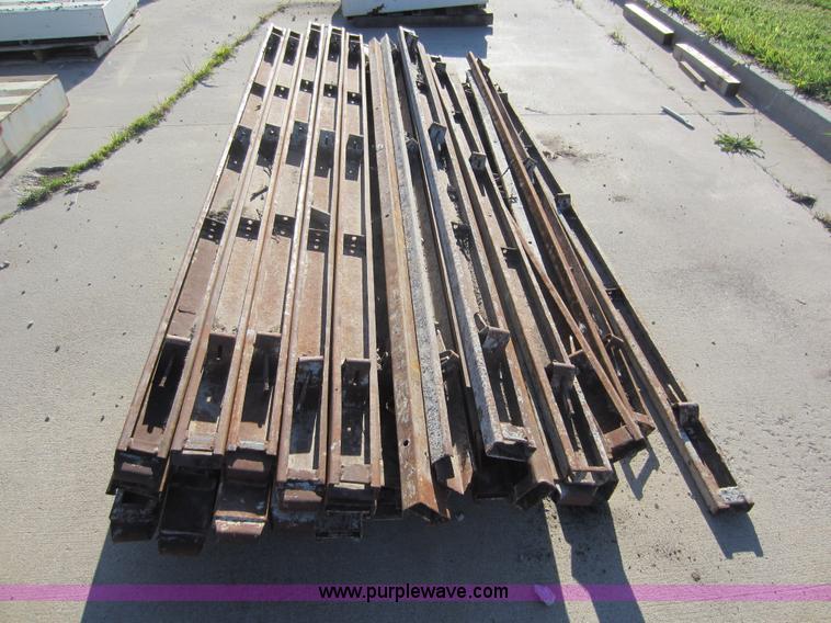 image for item V9094 Approximately (45) 4" concrete forms