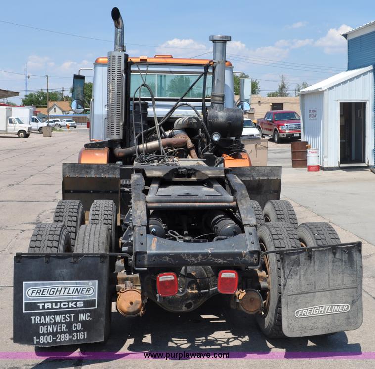 image for item A5950 1983 White Road XPeditor Z yard truck
