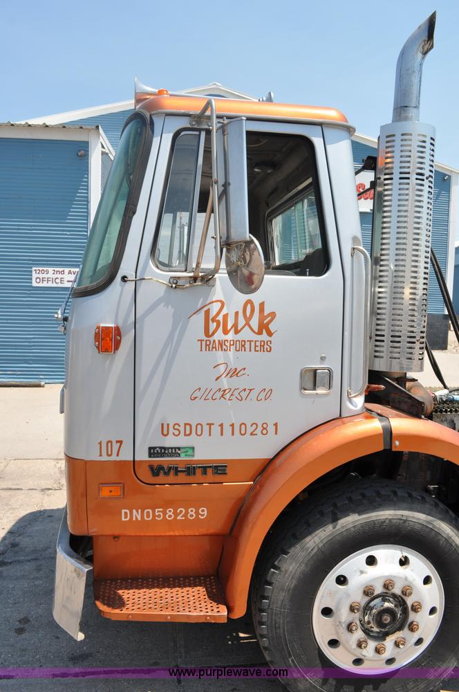 image for item A5950 1983 White Road XPeditor Z yard truck