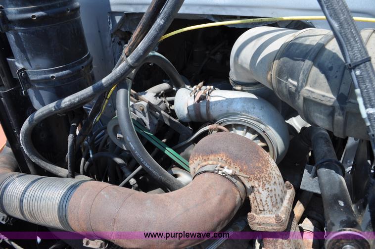 image for item A5950 1983 White Road XPeditor Z yard truck