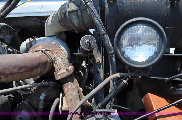 image for item A5950 1983 White Road XPeditor Z yard truck