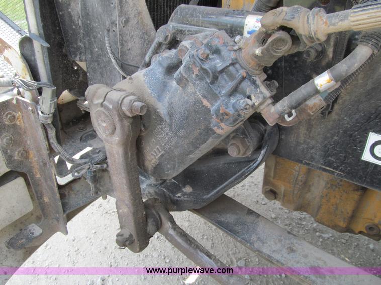 image for item A8440 2004 Peterbilt 387 semi truck