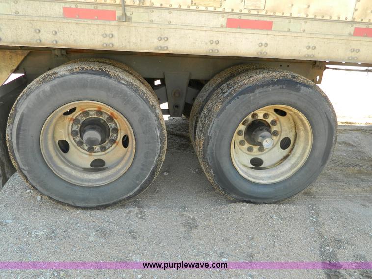 image for item B3827 1998 utility box van trailer