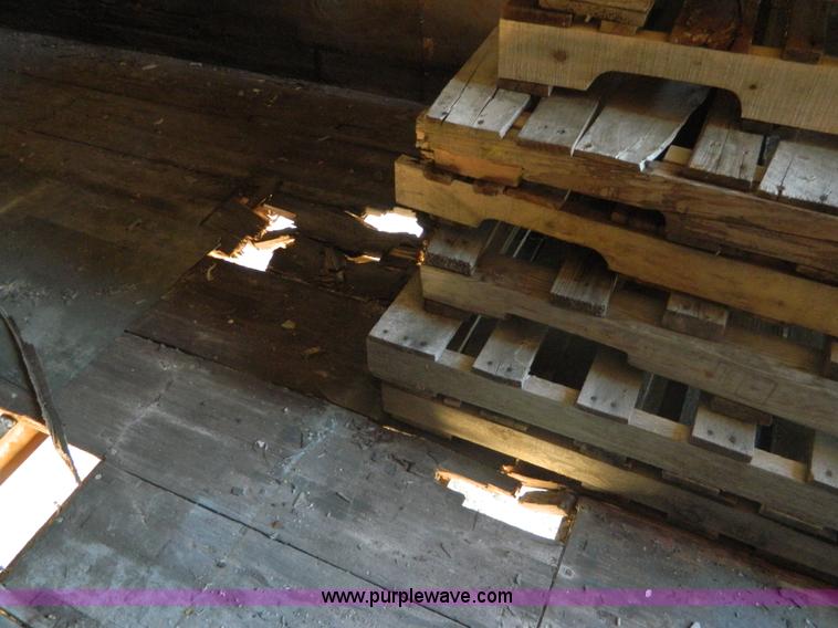 image for item B3827 1998 utility box van trailer