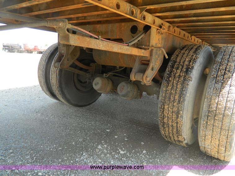 image for item B3828 1998 utility box van trailer