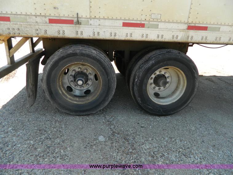 image for item B3828 1998 utility box van trailer