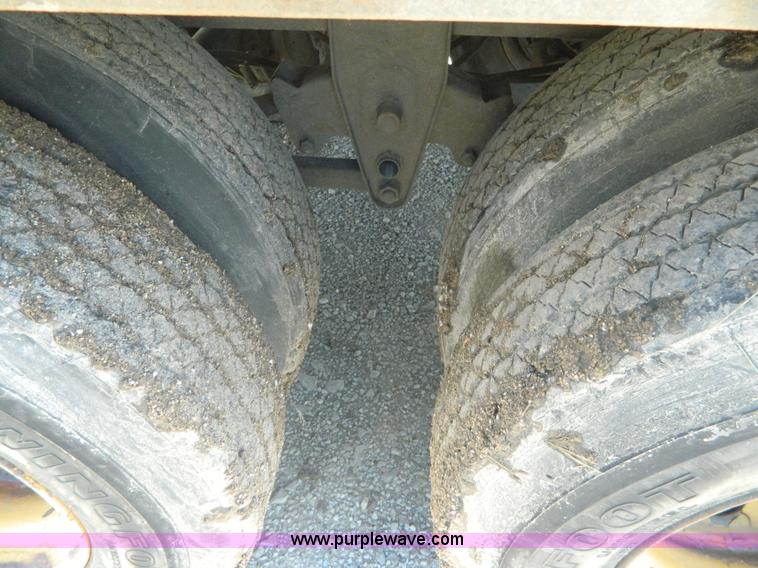 image for item B3829 1998 Monon box van trailer